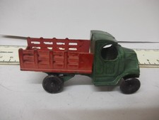 TOOTSIETOY MACK  FARM TRUCK - GOOD CONDITION