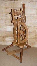 Vintage Traditional Beechwood Single Treadle Upright Castle Spinning Wheel