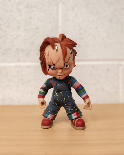Mezco child play good - child's,