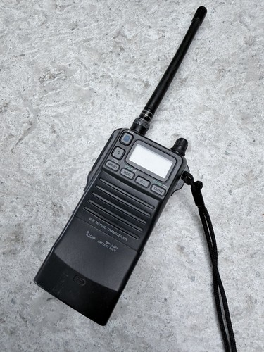 Icom m10e marine vhf radio - icom,