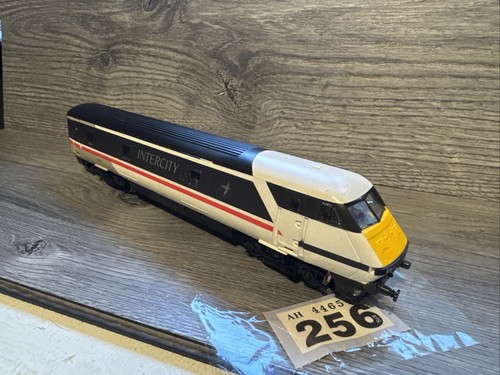 Hornby railways intercity 225 - hornby,
