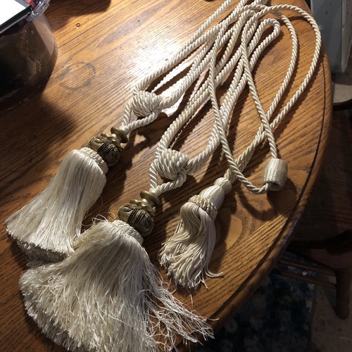 Two curtain tie backs tassels - curtain,