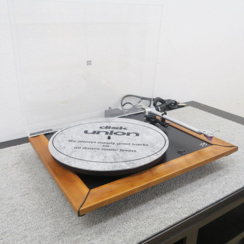 Used rega turntable - p5,