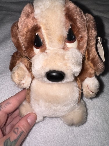 Vintage sad sam - sam, basset
