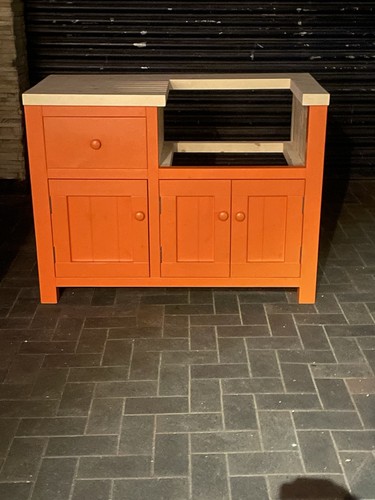 Belfast sink unit and cutlery - unit,
