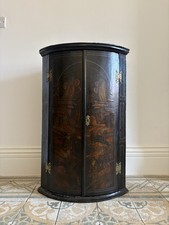 A George 111 Chinoiserie Lacquered Corner Cupboard C1800 with Teal Interior