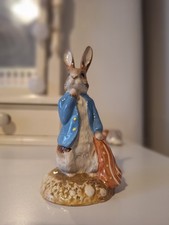 Beswick Beatrix Potter Figure - PETER AND THE RED POCKET HANDKERCHIEF - 1990