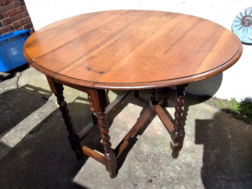 Vintage oval oak - oak, leaf