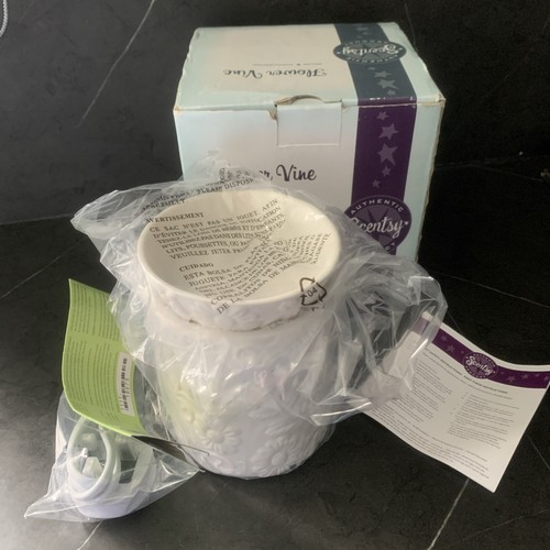 Scentsy retired deluxe warmer - scentsy,