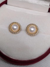 Vintage 9k Gold Mabe Pearl Earrings with twisted rope border