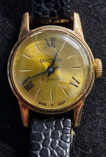 Vintage sekonda ussr - sekonda, ladies