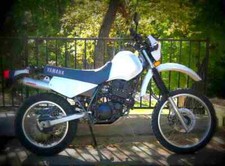Yamaha XT 350 1989 3 A4 Photo