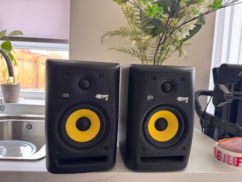 Krk rokit rp5 - krk, studio