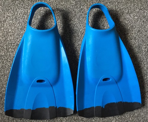 Blue with black tip swim - tip,