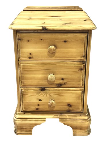 Vintage stripped pine - vintage, 3-drawer