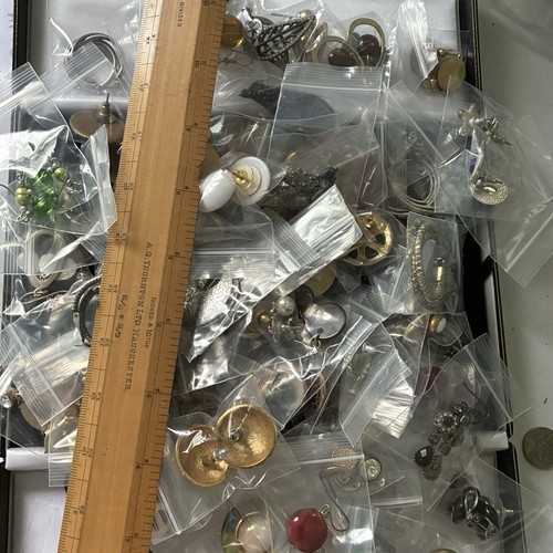 Collection earrings job - of, lot