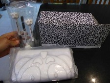 MAC NICOPANDA Brush Bag and