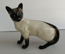 BESWICK 1882 LARGE SIAMESE CAT