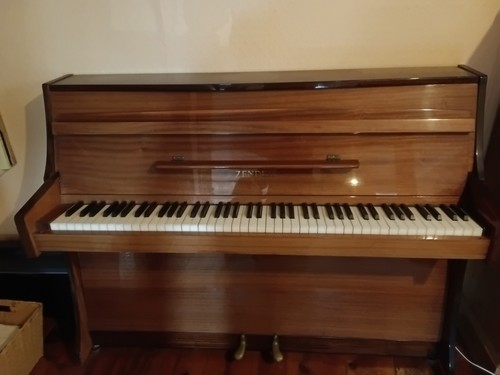 Zender upright piano - zender,