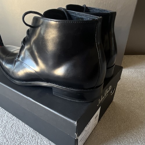 John white london priest black - white,