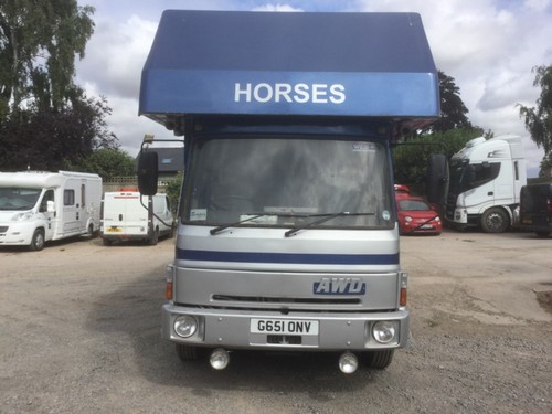 Awd horsebox very low - awd,