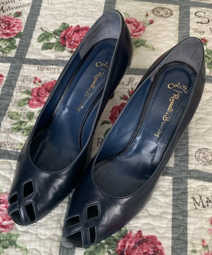 Colette pour russel - pour, bromley