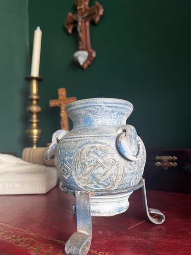 Vintage celtic knot cauldron - vintage,