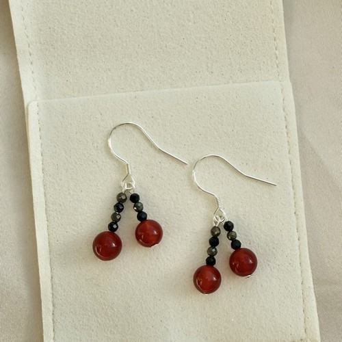 Cherry red agate black - agate,,