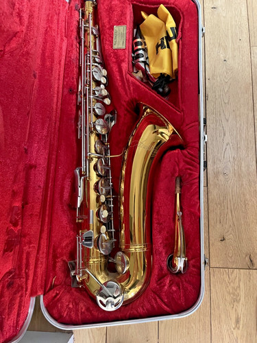 Armstrong tenor saxophone - tenor,