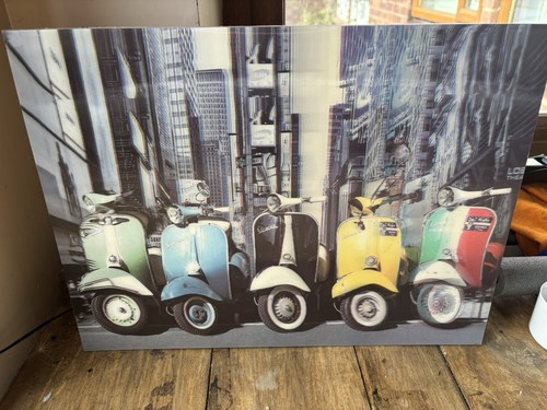 Vespa moped scooter holigrapic - moped,