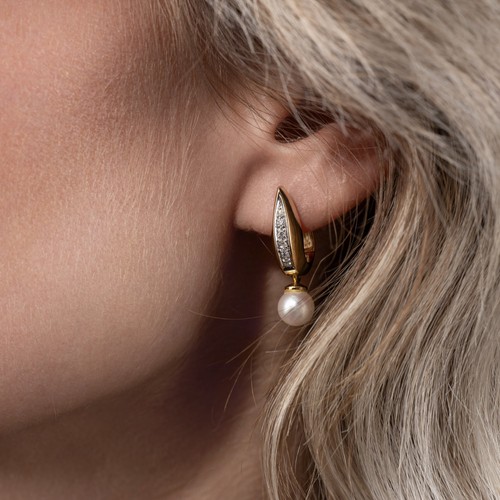 18ct yellow gold diamond and - gold,