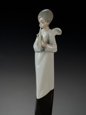 Lladro NAO Angel Playing Flute