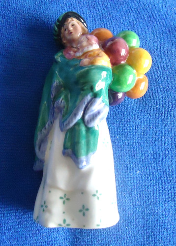 Royal doulton 5cm figure - doulton,