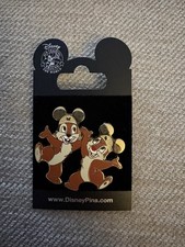Chip N Dale Walt Disney World Pin Gold Trim Mickey Hat
