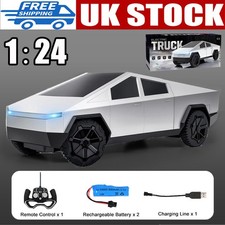 Rechargeable 1:24 Tesla Cyber