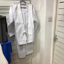 White  Karate / Judo Outfit Size Young Adult Size 150 4ft9 To 5 Ft Kwon 