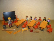 PLAYMOBIL SCHOOL CLASSROOM