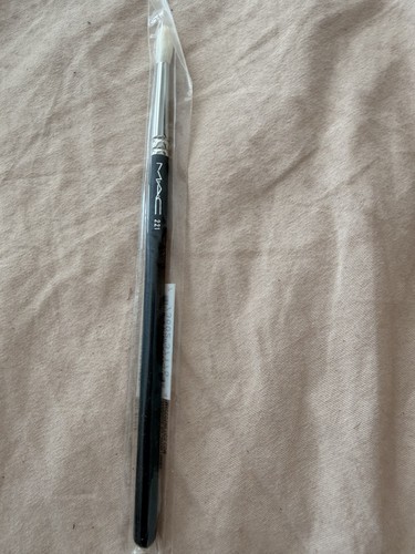Mac 221 brush - 221,