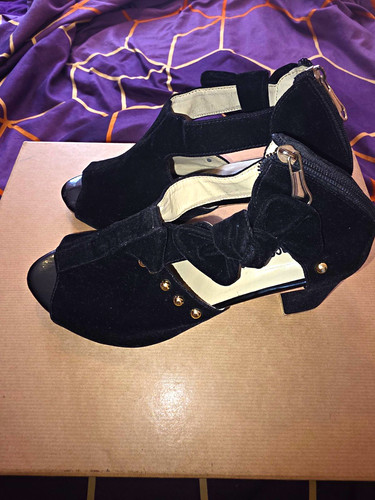 Pink princess black suede - princess,