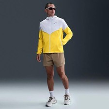 Nike Impossibly Light