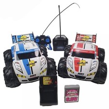 nikko vaporizr rc cars + controllers bundle 2 cars 2 remotes 1 battery read info