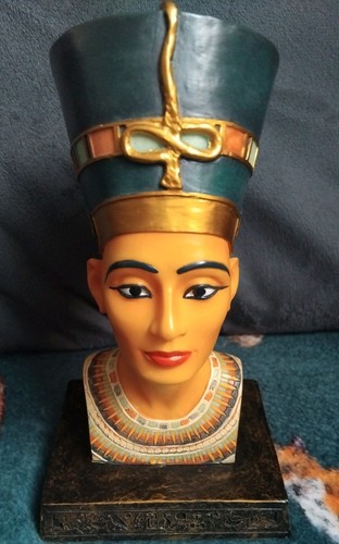 Nefertiti bust ornament - bust,