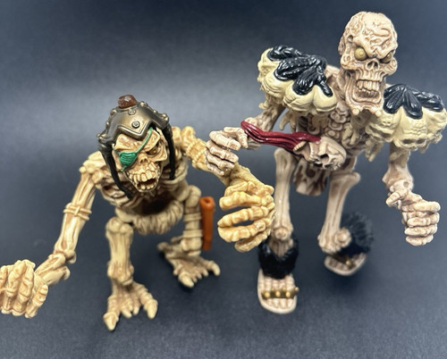 1994 playmates skeleton - playmates,