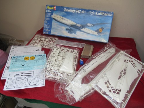 Revell lufthansa boeing 747 - revell,