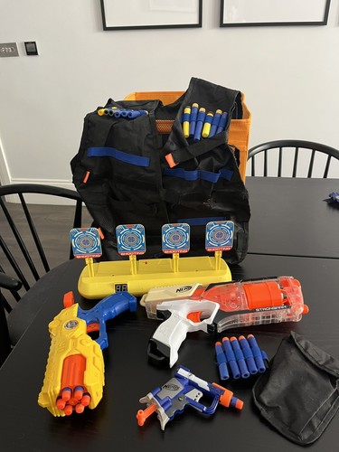 Nerf bundle with - , darts-strong