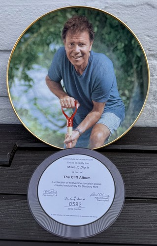 Cliff richard plate danbury - cliff,