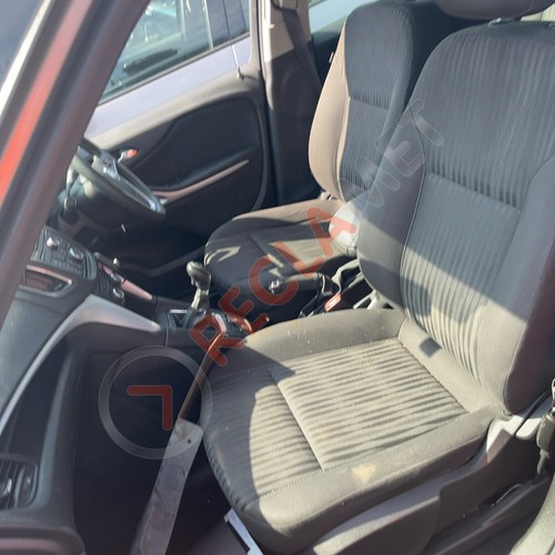 Vauxhall zafira tourer - vauxhall,