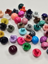 18L shank buttons, shank