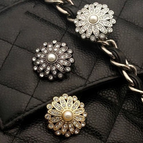 Button pearl clothing - pearl,