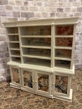 Dolls house scale - dolls,